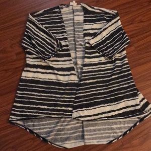 LuLaRoe Lindsay Sweater